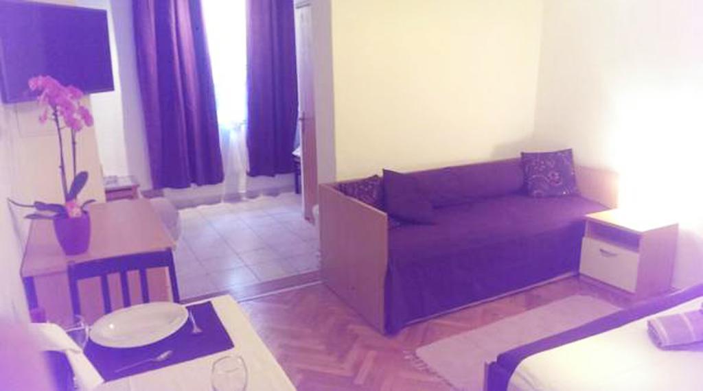 Apartments Mira Макарска Екстериор снимка